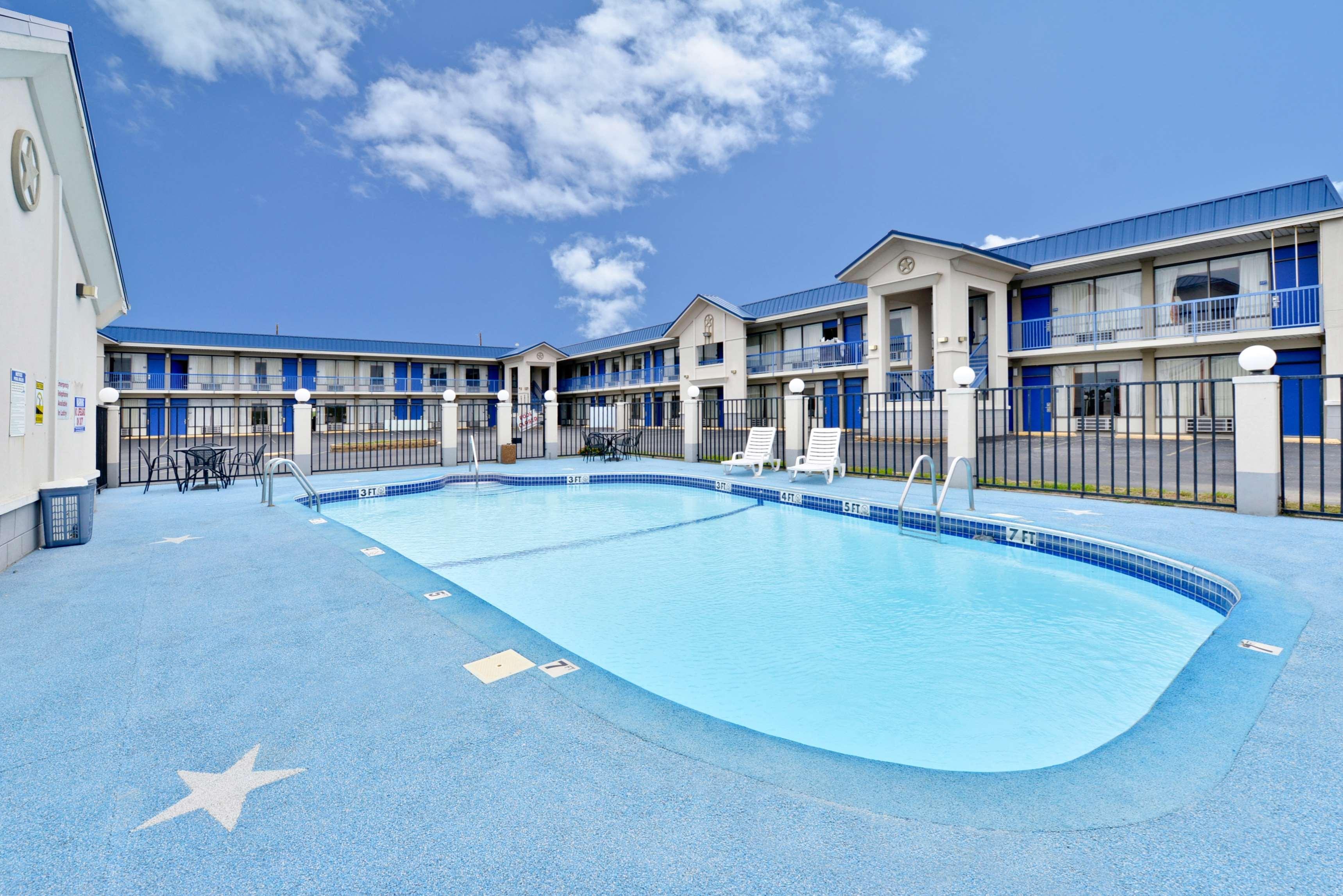 Americas Best Value Inn Hillsboro Facilities photo
